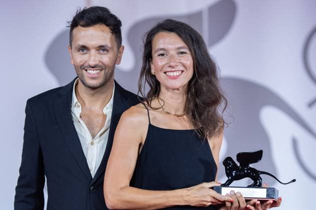 Venice Winners Red Carpet Ilan Cohen and Marion Burger pose with the Immersive Achievement Prize Award for the movie Emperor during the Winners Red Carpet as part of the 80th Venice Film Festival (Mostra) in Venice, Italy on September 09, 2023. Photo by Aurore Marechal ABACAPRESS.COM Venice Italy  Copyright: xMarechalxAurore ABACAx 867017_069 MarechalxAurore ABACAx 867017_069