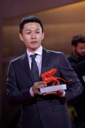 Lee Hong-Chi poses with the Lion of the Future - Luigi De Laurentiis Award for a Debut Film for film Love Is A Gun at the winner s photocall at the 80th Venice International Film Festival on Saturday, September 9, 2023 in Venice, Italy.  VEN2023090981 RoccoxSpaziani