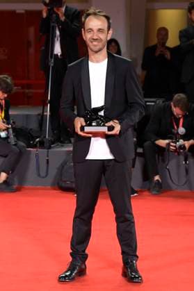 Erenik Beqiri with the award for the best short film A Short Trip at the photocall with the winners of the Biennale di Venezia 2023 80 Venice International Film Festival at Palazzo del Casino Venice, 09 09 2023. Foto:xA.xM.xTinghinox xFuturexImagex preistraeger_3921