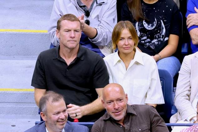 Celebs Attend US Open - NYC Sam Worthington and Lara Worthington attend the men s final at The US Open in New York City, NY, USA on September 10, 2023. Photo by Dylan Travis ABACAPRESS.COM New York City NY United States  Copyright: xDylanxTravis ABACAx 867151_025 DylanxTravis ABACAx 867151_025