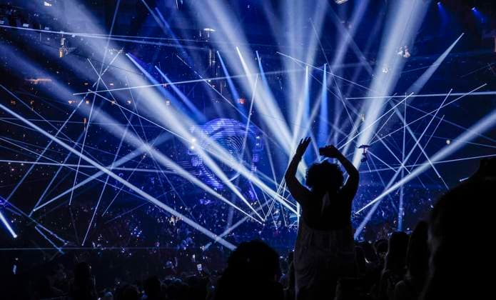 Attendees react during the 2023 MTV Video Music Awards VMA s at the Prudential Center in Newark, New Jersey, on Tuesday, September 12, 2023.  NYP20230912238 JOHNxANGELILLO