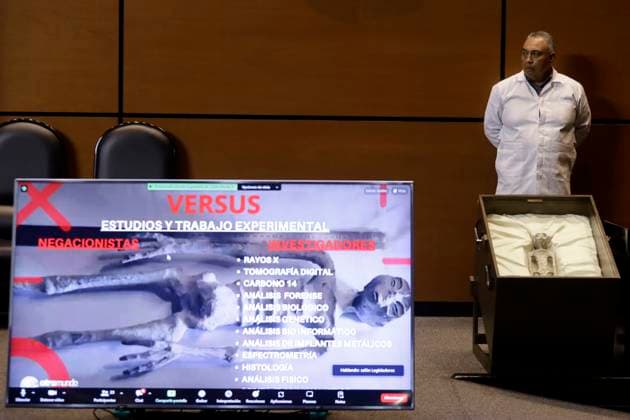 Jaime Maussan presents public hearing on UFOs in the Chamber of Deputies of Mexico September 12, 2023, Mexico City, Mexico: A specimen known as the Nazca Mummy is displayed at the Mexico Public Hearing on Unidentified Anomalous Phenomena in the Chamber of Deputies in Mexico City. on September 12, 2023 in Mexico City, Mexico, Credit:Luis Barron Eyepix Group Avalon Mexico, Mexico City, Mexico City  Copyright: xLuisxBarronx xEyepixxGroupx xAvalonx 0804897781