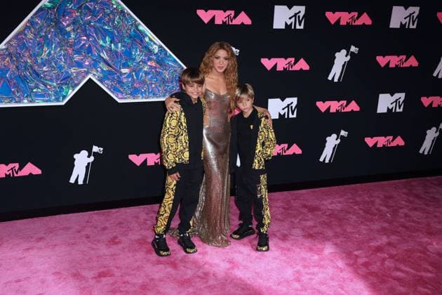 MTV Video Music Awards 2023 - Arrivals - NJ Shakira with her children attend the 2023 MTV Video Music Awards at the Prudential Center in New Jersey on September 12, 2023. Photo by Charles Guerin ABACAPRESS.COM Newark NJ United States  Copyright: xGuerinxCharles ABACAx 867484_049 GuerinxCharles ABACAx 867484_049