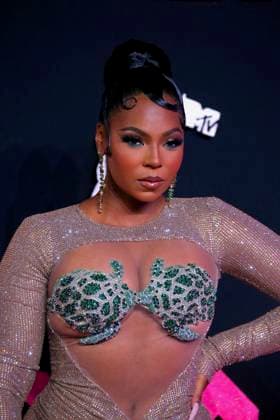 MTV Video Music Awards 2023 - Arrivals - NJ Ashanti attends the 2023 MTV Video Music Awards at the Prudential Center in New Jersey on September 12, 2023. Photo by Charles Guerin ABACAPRESS.COM Newark NJ United States  Copyright: xGuerinxCharles ABACAx 867484_067 GuerinxCharles ABACAx 867484_067