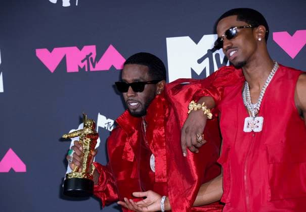 MTV Video Music Awards 2023 - Press Room - NJ P Diddy and King Combs attends the Press Room with the award at The 2023 MTV VMA at the Prudential Center in Newark, NJ on September 12, 2023. Photo by Charles Guerin ABACAPRESS.COM Newark NJ  Copyright: xGuerinxCharles ABACAx 867514_039 GuerinxCharles ABACAx 867514_039