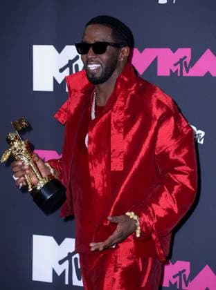 MTV Video Music Awards 2023 - Press Room - NJ P Diddy attends the Press Room with the award at The 2023 MTV VMA at the Prudential Center in Newark, NJ on September 12, 2023. Photo by Charles Guerin ABACAPRESS.COM Newark NJ  Copyright: xGuerinxCharles ABACAx 867514_046 GuerinxCharles ABACAx 867514_046
