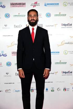 Milan, Gentleman Award 2023 - in the photo Leonardo Pavoletti  Copyright: xSimonexComix xipa-agency.netx xComi Terenghix IPA_IPA40279610