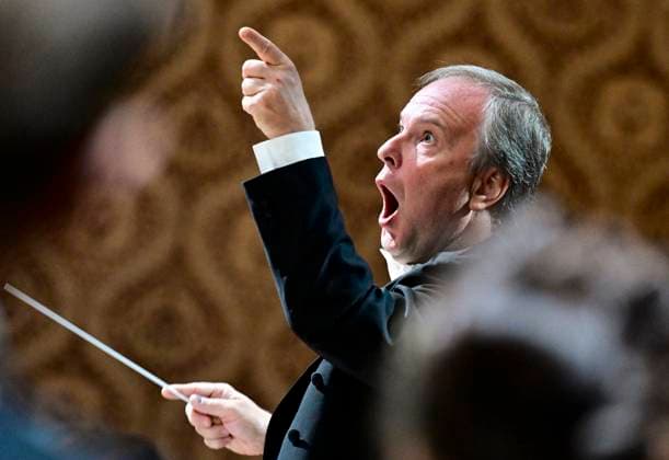 Finnish chief conductor of BBC Symphony Orchestra Sakari Oramo performs during the Czech Philharmonic concert at the Dvorak s Prague international music festival in Prague, Czech Republic, September 13, 2023. (CTKxPhoto RomanxVondrous) CTKPhotoP2023091408550  CTKPhotoP2023091408550