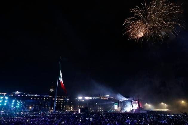 Andres Manuel Lopez Obrador, president of Mexico, gives the Cry of Independence September 15, 2023, Mexico City, Mexico: Thousands of Mexicans attend the ceremony of the Cry of Independence of Mexico, on the 213th anniversary of the beginning of the independence struggle, in the Zocalo in Mexico City. on September 15, 2023 in Mexico City, Mexico (Photo by Luis Barron Eyepix Group). Copyright: xLuisxBarronx xEyepixxGroupx LB_20230915_MEX_GRITO7