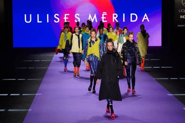 Bilder des Jahres 2023, Entertainment 09 September Entertainment Themen der Woche KW37 A model wears at collection runway a creation from Ulises Merida during Pasarela Cibeles Mercedes-Benz Fashion Week Madrid 2023 in Madrid, on Saturday, 16 September 2023. Cordon Press *** A model wears at collection runway a creation from Ulises Merida during Pasarela Cibeles Mercedes Benz Fashion Week Madrid 2023 in Madrid, on Saturday, 16 September 2023 Cordon Press 