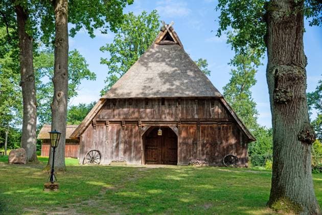 Heidehaus, Lüneburger Heide, Niedersachsen, Deutschland, Europa *** Heath House, Lüneburg Heath, Lower Saxony, Germany, Europe Copyright: imageBROKER KlausxRein iblksn09616234.jpg