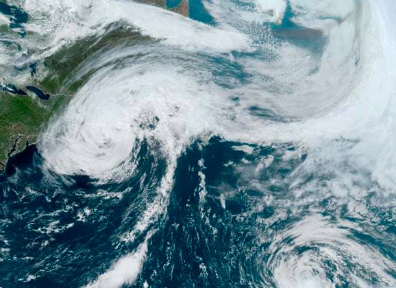 September 16, 2023, Miami, FL, United States: NOAA GEOS-East satellite image showing Post-Tropical Cyclone Lee lashing Maine and parts of New England as the weakened storm prepares to make landfall in Nova Scotia, September 16, 2023. Miami United States - ZUMAp138 20230916_zaa_p138_002 Copyright: xNesdis Star Noaax