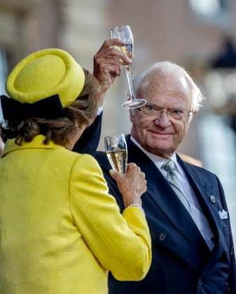 Bilder des Jahres 2023, Entertainment 09 September Entertainment Themen der Woche KW37 Entertaintment Bilder des Tages 16-09-2023 Stockholm Swedish royals at the jubilee concert on Norrbro in Stockholm, Sweden. King Carl Gustaf, Queen Silvia Â  Copyright: xPPEx