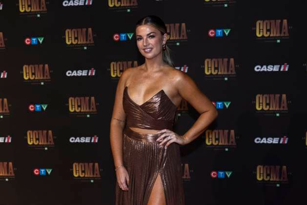 September 16, 2023, Hamilton, ON, Canada: Jess Moskaluke poses on the red carpet at the Canadian Country Music Awards in Hamilton, Ont., Saturday, Sept. 16, 2023. Hamilton Canada  - ZUMAc35_ 20230916_zaf_c35_211 Copyright: xNickxIwanyshynx