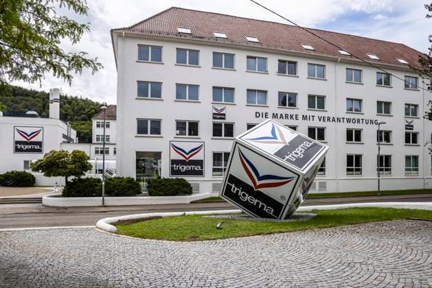 Firmensitz des Unternehmens Trigema in Burladingen. 15.09.2023, Burladingen, Baden-Württemberg, Deutschland, Europa *** Headquarters of the company Trigema in Burladingen 15 09 2023, Burladingen, Baden Württemberg, Germany, Europe
