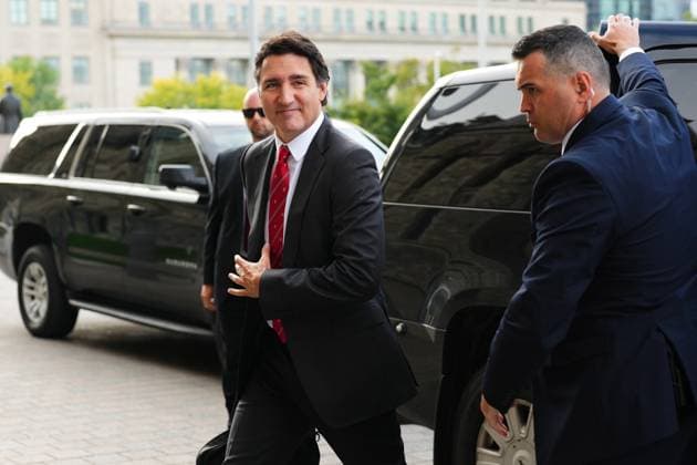 September 18, 2023, Ottawa, ONT, Canada: Prime Minister Justin Trudeau arrives on Parliament Hill in Ottawa, Monday, Sept. 18, 2023 as the House of Commons resumes for the fall sitting. Ottawa Canada  - ZUMAc35_ 20230918_zaf_c35_001 Copyright: xSeanxKilpatrickx