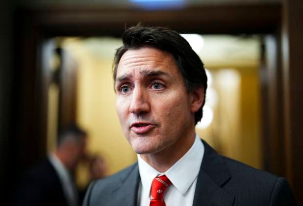 September 18, 2023, Ottawa, Ontario, Canada: Prime Minister Justin Trudeau makes his way to the House of Commons on Parliament Hill in Ottawa on Monday, Sept. 18, 2023. MPs returned today following the summer recess. Ottawa Canada  - ZUMAc35_ 20230918_zaf_c35_092 Copyright: xSeanxKilpatrickx