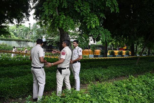 NEW DELHI, INDIA - SEPTEMBER 19: Heavy security deployed at High Commission of Canada on September 19, 2023 in New Delhi, India. A senior Canadian diplomat was ordered to leave India on September 19, New Delhi s foreign ministry said, hours after Ottawa expelled an Indian diplomat over the killing of a Sikh separatist near Vancouver. (Photo by Sonu Mehta Hindustan Times) Security Beefed Up Around Canadian High Commission In New Delhi