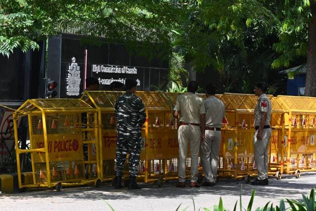 NEW DELHI, INDIA - SEPTEMBER 19: Heavy security deployed at High Commission of Canada on September 19, 2023 in New Delhi, India. A senior Canadian diplomat was ordered to leave India on September 19, New Delhi s foreign ministry said, hours after Ottawa expelled an Indian diplomat over the killing of a Sikh separatist near Vancouver. (Photo by Sonu Mehta Hindustan Times) Security Beefed Up Around Canadian High Commission In New Delhi