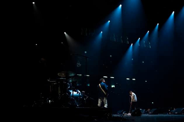 September 19, 2023, Toronto, ON, Canada: Dan Mangan, right, performs at Massey Hall during the Polaris Music Prize Gala in Toronto, on Tuesday, Sept. 19, 2023. Toronto Canada  - ZUMAc35_ 20230919_zaf_c35_179 Copyright: xSpencerxColbyx