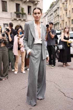 MFW - Max Mara Arrivals Paola Turani poses before Max Mara fashion show during Milan Fashion Week Womenswear Spring Summer 2024 , on September 21, 2023 in Milan, Italy. Photo by Marco Piovanotto ABACAPRESS:COM Milan Italy  Copyright: xPiovanottoxMarco ABACAx 868609_050 PiovanottoxMarco ABACAx 868609_050