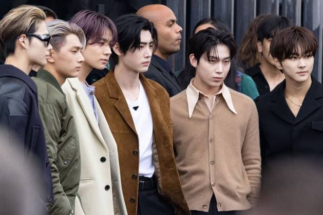 Entertainment Themen der Woche KW38 Entertainment Bilder des Tages Enhypen band members (L-R) Niki, Jay, Heeseung, Sunghoon, Sunoo, Jungwon, arrive at the Prada fashion show during the Milan Fashion Week Womenswear Spring Summer 2024 on September 21, 2023 in Milan, Italy. Ã‚ Photo: Cinzia Camela.  Copyright: xCinziaxCamela LiveMediax xipa-agx xx IPA_IPA40464244