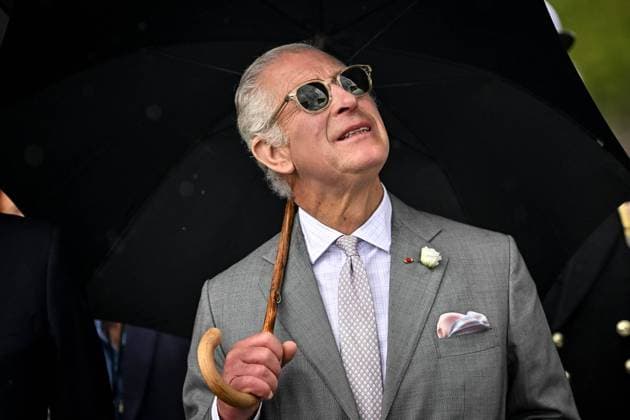Bilder des Jahres 2023, Entertainment 09 September Entertainment Themen der Woche KW38 Entertainment Bilder des Tages King Charles Visit To France - Visit HMS Iron Duke In Bordeaux King Charles III and Queen Camillia join reception on the British frigate Iron Duke, moored on the quays of the Garonne in Bordeaux, last day of their state visit to France. September 22, 2023. Photo by Ugo Amez Pool ABACAPRESS.COM Bordeaux France  Copyright: xAmezxUgo Pool ABACAx 868834_045 AmezxUgo Pool ABACAx 868834_045