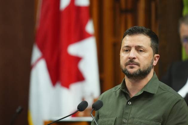 September 22, 2023, Ottawa, ON, Canada: Ukrainian President Volodymyr Zelenskyy delivers a speech in the House of Commons in Ottawa on Friday, Sept. 22, 2023. Ottawa Canada  - ZUMAc35_ 20230922_zaf_c35_096 Copyright: xSeanxKilpatrickx