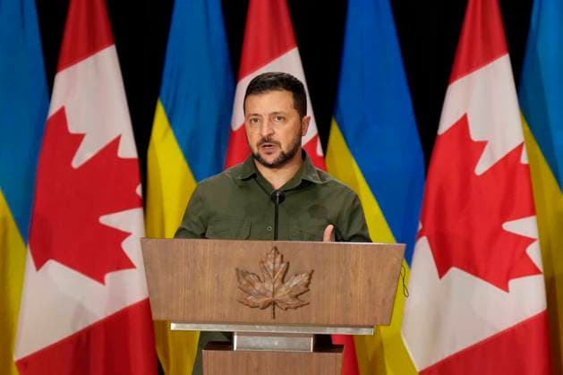 September 22, 2023, Ottawa, ON, Canada: Ukrainian President Volodymyr Zelenskyy speaks during a joint press conference with Prime Minister Justin Trudeau (not shown) on Parliament Hill in Ottawa on Friday, Sept. 22, 2023. Ottawa Canada  - ZUMAc35_ 20230922_zaf_c35_125 Copyright: xAdrianxWyldx