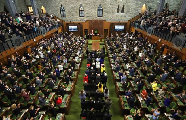 September 22, 2023, Ottawa, ON, Canada: Ukrainian President Volodymyr Zelenskyy speaks in the House of Commons on Parliament Hill in Ottawa on Friday, Sept. 22, 2023. Ottawa Canada  - ZUMAc35_ 20230922_zaf_c35_139 Copyright: xPatrickxDoylex