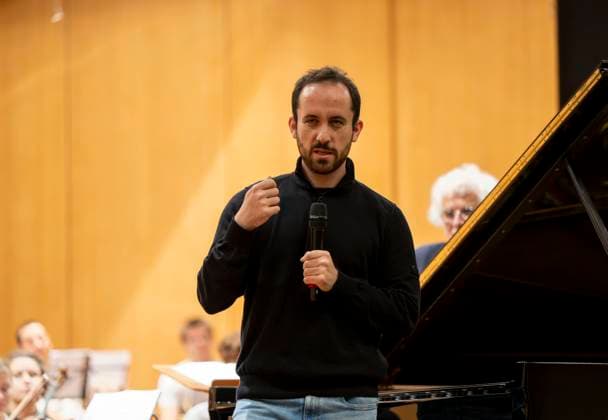 22 09 2023, International Classical Music Festival Festival of Nations 2023, at the Kurhaus Bad Wörishofen in Unterallgäu, Caution Classical Music The great school concert for schoolchildren in the Kursaal with Igor Levit with the vbw Festival Orchestra 22 09 2023, Classical Music Festival Bad Wörishofen 22 09 2023, Classical Music Festival Bad Wörishofen