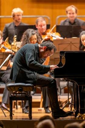 22 09 2023, International Classical Festival Festival of Nations 2023, at the Kurhaus Bad Wörishofen in Unterallgäu, opening concert in the Kursaal with pianist Igor Levit GER and orchestra Camerata Salzburg 22 09 2023, Classical Festival Bad Wörishofen 22 09 2023, Classical Festival Bad Wörishofen