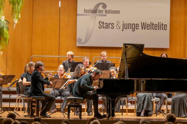 22 09 2023, International Classical Festival Festival of Nations 2023, at the Kurhaus Bad Wörishofen in Unterallgäu, opening concert in the Kursaal with pianist Igor Levit GER, on piano and orchestra Camerata Salzburg 22 09 2023, Classical Festival Bad Wörishofen 22 09 2023, Classical Festival Bad Wörishofen