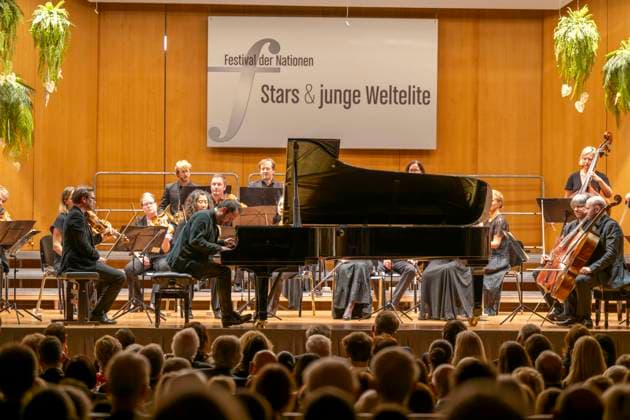 22 09 2023, International Classical Festival Festival of Nations 2023, at the Kurhaus Bad Wörishofen in Unterallgäu, opening concert in the Kursaal with pianist Igor Levit GER, on piano and orchestra Camerata Salzburg 22 09 2023, Classical Festival Bad Wörishofen 22 09 2023, Classical Festival Bad Wörishofen