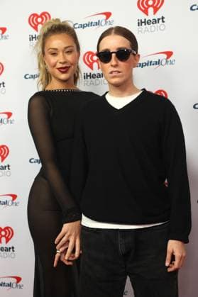 Gabby Windey (L) and Robby Hoffman arrive for the iHeartRadio Music Festival at T-Mobile Arena in Las Vegas, Nevada on Friday, September 22, 2023.  LAV20230922001 JAMESxATOA