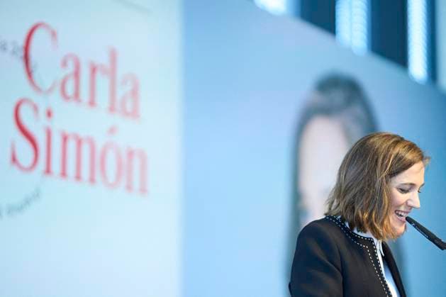 San Sebastian Festival - Carla Simon Receives National Cinematography Award Carla Simon receives the National Cinematography Award during 71st San Sebastian International Film Festival at Tabakalera cultural center on September 23, 2023 in Donostia San Sebastian, Spain Photo by ABACAPRESS.COM Donostia San Sebastian Euskadi Spain  Copyright: xABACAx 868944_017 ABACAx 868944_017