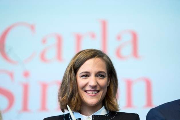 San Sebastian Festival - Carla Simon Receives National Cinematography Award Carla Simon receives the National Cinematography Award during 71st San Sebastian International Film Festival at Tabakalera cultural center on September 23, 2023 in Donostia San Sebastian, Spain Photo by ABACAPRESS.COM Donostia San Sebastian Euskadi Spain  Copyright: xABACAx 868944_027 ABACAx 868944_027