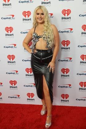 Ashlee Keating arrives for the iHeartRadio Music Festival at T-Mobile Arena in Las Vegas, Nevada on Saturday, September 23, 2023.  LAV20230923016 JAMESxATOA