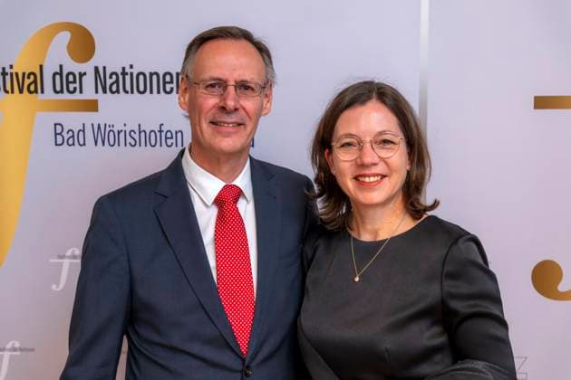 23 09 2023, International Classical Festival Festival of Nations 2023, at the Kurhaus Bad Wörishofen in Unterallgäu, concert in the Kursaal with pianist Igor Levit GER and vbw Festival Orchestra guests of honor Werner Roch with wife 23 09 2023, Classical Festival Bad Wörishofen 23 09 2023, Classical Festival Bad Wörishofen