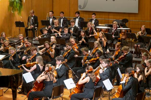 23 09 2023, International Classical Festival Festival of Nations 2023, at the Kurhaus Bad Wörishofen in Unterallgäu, concert in the Kursaal with pianist Igor Levit GER and vbw Festival Orchestra 23 09 2023, Classical Festival Bad Wörishofen 23 09 2023, Classical Festival Bad Wörishofen
