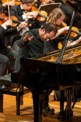 23 09 2023, International Classical Festival Festival of Nations 2023, at the Kurhaus Bad Wörishofen in Unterallgäu, concert in the Kursaal with pianist Igor Levit GER and vbw Festival Orchestra 23 09 2023, Classical Festival Bad Wörishofen 23 09 2023, Classical Festival Bad Wörishofen