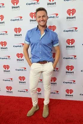 Dean McCarthy arrives for the iHeartRadio Music Festival at T-Mobile Arena in Las Vegas, Nevada on Saturday, September 23, 2023.  LAV20230923045 JAMESxATOA