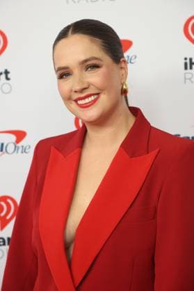 Shannon Burns arrives for the iHeartRadio Music Festival at T-Mobile Arena in Las Vegas, Nevada on Saturday, September 23, 2023.  LAV20230923054 JAMESxATOA