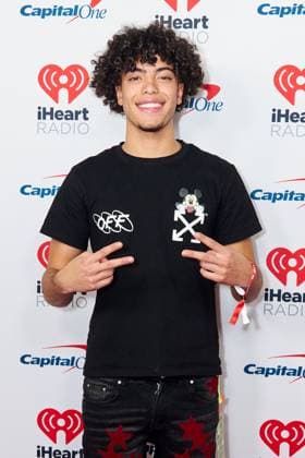 September 23, 2023, Las Vegas, NV, USA: Derek Trendz attends the 2023 iHeartRadio Music Festival at T-Mobile Arena on September 23, 2023 in Las Vegas, Nevada. Las Vegas USA - ZUMAs181 20230923_zea_s181_036 Copyright: xMIGUELxCORTESx