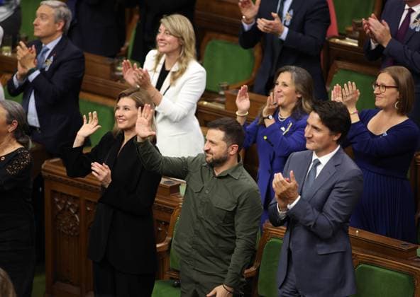 September 22, 2023, Ottawa, ON, Canada: Ukrainian President Volodymyr Zelenskyy and Prime Minister Justin Trudeau recognize Yaroslav Hunka, who was in attendance, in the House of Commons in Ottawa on Friday, Sept. 22, 2023. Ottawa Canada  - ZUMAc35_ 20230922_zaf_c35_384 Copyright: xPatrickxDoylex