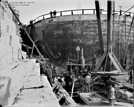 RECORD DATE NOT STATED Historic photographs of the Norfolk Naval shipyard located in the Fifth Naval District. Operating under the Department of Defense and the Department of the Navy. Copyright: xpiemagsx piemagsnornavshpy24062023-611 !ACHTUNG AUFNAHMEDATUM GESCHÄTZT!