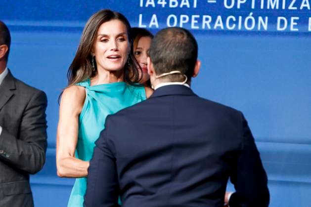 Queen Letizia Presents The Retina Eco Awards - Madrid Queen Letizia of Spain attends the presentation of the Retina Eco 2023 Awards held at the Royal Tapestry Factory Foundation, on September 25, 2023, in Madrid, Spain. The Retina Eco 2023 Awards are organized by PRISA Media in collaboration with Capgemini and recognize the most outstanding projects for their innovation, impact on sustainability and the fight against climate change, technology and other environmental or social aspects related to the United Nations Sustainable Development Goals. Photo by Archie Andrews ABACAPRESS.COM Madrid Spain  Copyright: xAndrewsxArchie ABACAx 869201_004 AndrewsxArchie ABACAx 869201_004