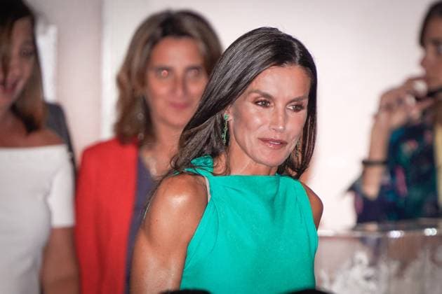 Queen Letizia Presents The Retina Eco Awards - Madrid Queen Letizia of Spain attends the presentation of the Retina Eco 2023 Awards held at the Royal Tapestry Factory Foundation, on September 25, 2023, in Madrid, Spain. The Retina Eco 2023 Awards are organized by PRISA Media in collaboration with Capgemini and recognize the most outstanding projects for their innovation, impact on sustainability and the fight against climate change, technology and other environmental or social aspects related to the United Nations Sustainable Development Goals. Photo by Angel Diaz Brinas Europa Press ABACAPRESS.COM Madrid Spain  Copyright: xEuropaxPress ABACAx 869202_005 EuropaxPress ABACAx 869202_005