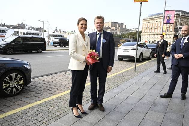 STOCKHOLM, SWEDEN 20230926 Crown Princess Victoria and Chairman of the Board Bo Lehander in connection with the award ceremony for the BjoÌˆrn Carlson Baltic Fellows, who are organizing a seminar for a healthier sea in connection with the award ceremony for the BjoÌˆrn Carlson Baltic Sea Prize STOCKHOLM SWEDEN x10070x  Copyright: xJessicaxGow TTx FRISKARE HAV PFekWja64FM