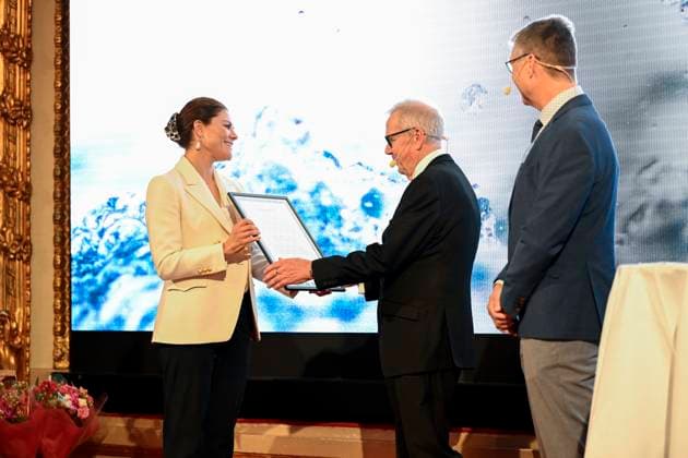 STOCKHOLM, SWEDEN 20230926 Crown Princess Victoria presents an award when the BjoÌˆrn Carlson Baltic Fellows Foundation organizes a seminar for a healthier sea in connection with the award ceremony for the BjoÌˆrn Carlson Baltic Sea Prize The award winners are Daniel Conley and Jacob Carstensen STOCKHOLM SWEDEN x10070x  Copyright: xJessicaxGow TTx FRISKARE HAV 6KwxJON1-rE